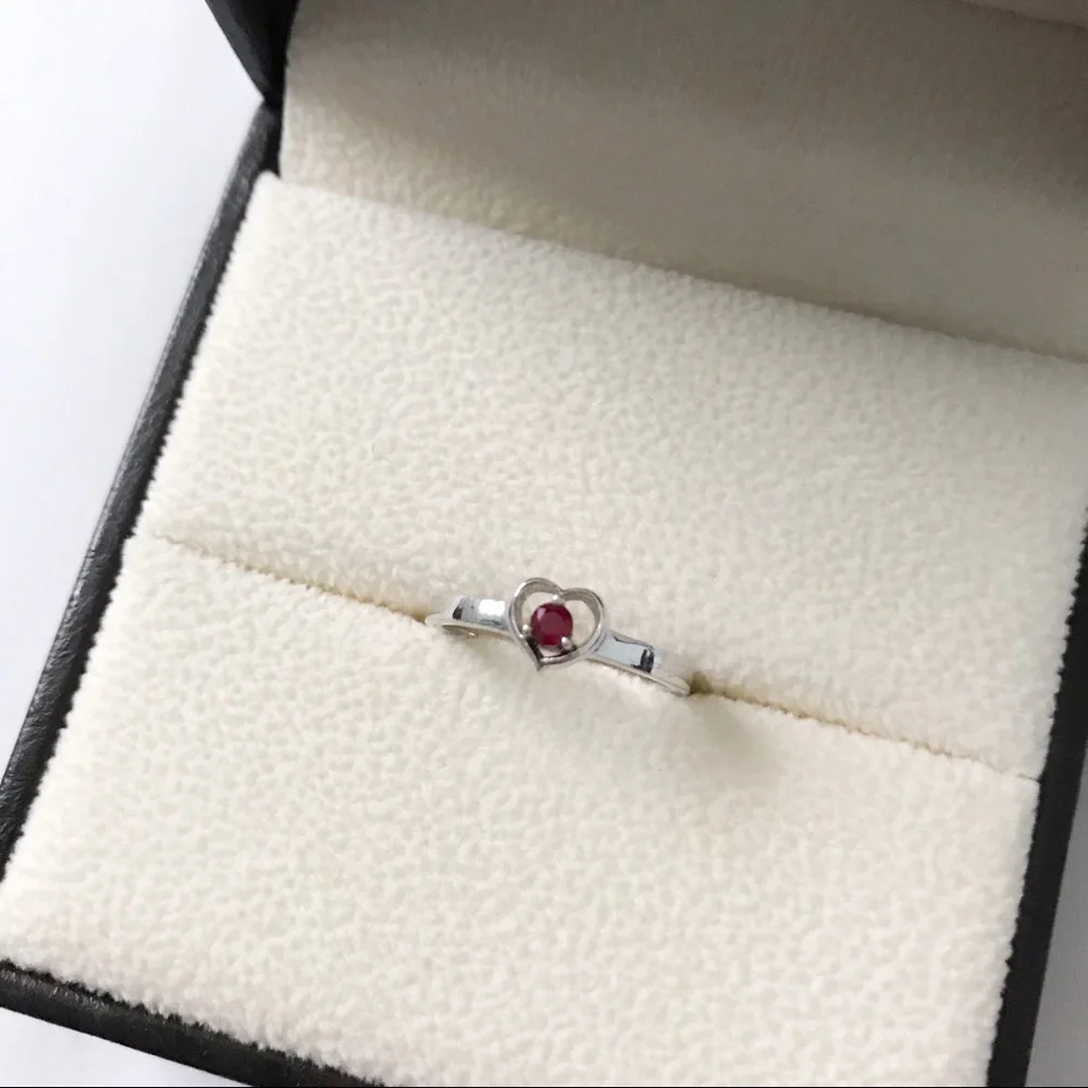 Ruby heart silver ring - Picture 5 of 15